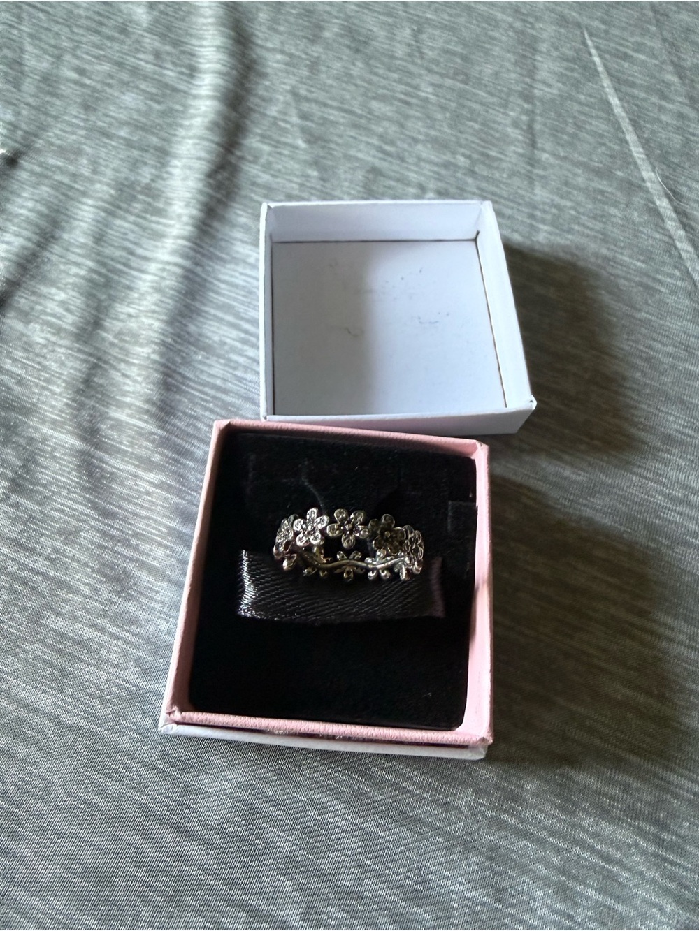 Pandora Floral Ring